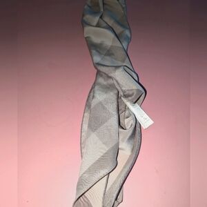Burberry Beige Gray Scarf 100% Silk 55in